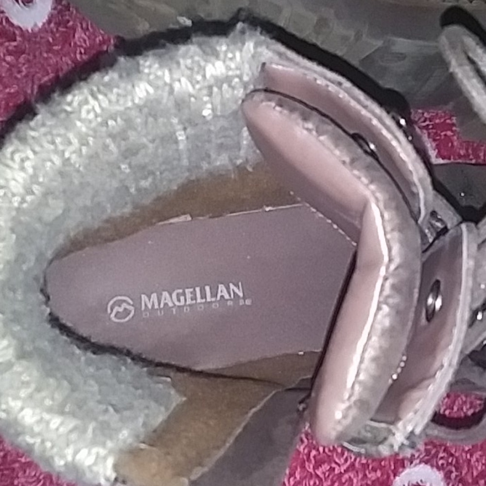 Boots - Picture 3 of 3